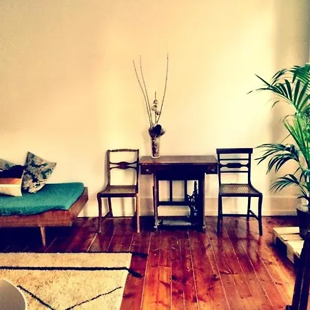 Huge 10 Bedroom In Principe Real. Heart Of Lisbon. Lejlighed Lisboa