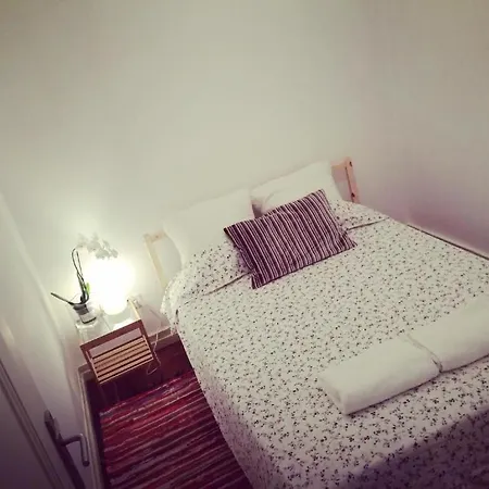 Huge 10 Bedroom In Principe Real. Heart Of Lisbon.
