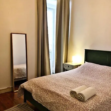 Huge 10 Bedroom In Principe Real. Heart Of Lisbon. Lejlighed Lisboa