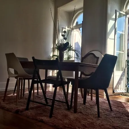 Huge 10 Bedroom In Principe Real. Heart Of Lisbon. Lejlighed Lisboa