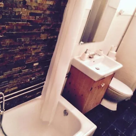 Apartmán Huge 10 Bedroom In Principe Real. Heart Of Lisbon. *